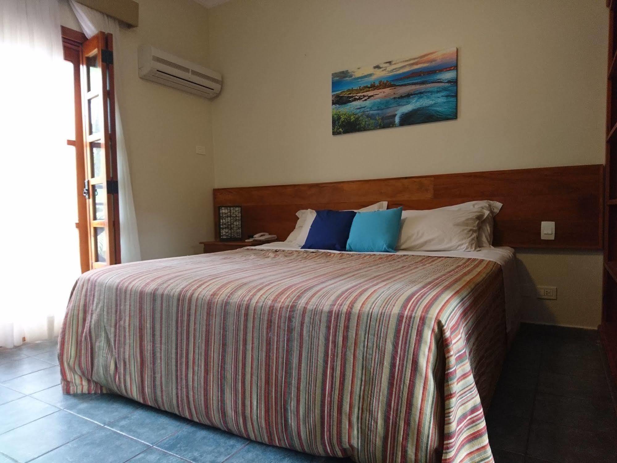 Galapagos Aparthotel Ilhabela Εξωτερικό φωτογραφία